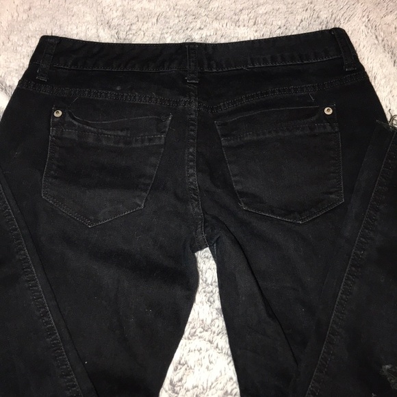 Black Ripped Jeans - Picture 6 of 6